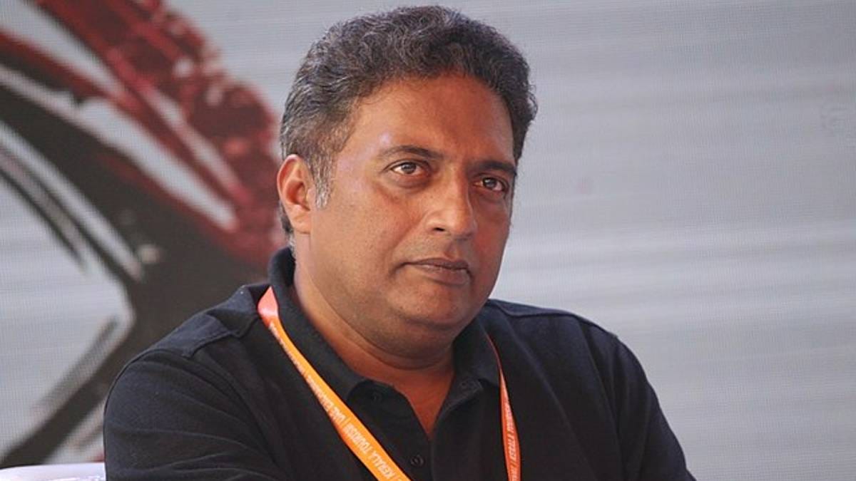 ప్రకాశ్ రాజ్పై చర్యలు తీసుకోవాలన్న బీజేపీ