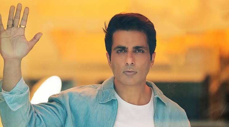 Kangana's Remarks on Gen-Z Are Disrespectful - Sonu Sood
