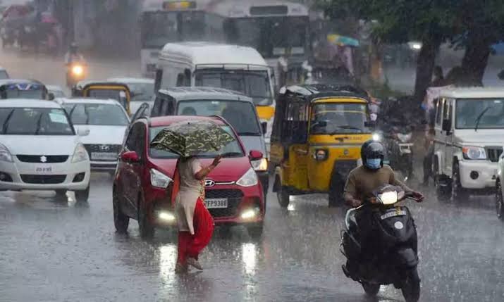 బంగాళాఖాతంలో అల్పపీడనం.. తెలంగాణలో భారీ వర్షాలకు ఎల్లో అలర్ట్!