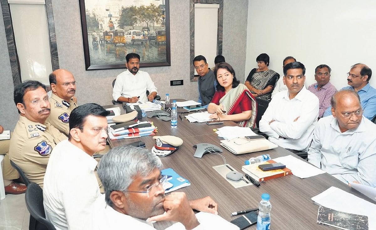 విద్య, వైద్యంపై సీఎం రేవంత్‌ రెడ్డి సమీక్ష..