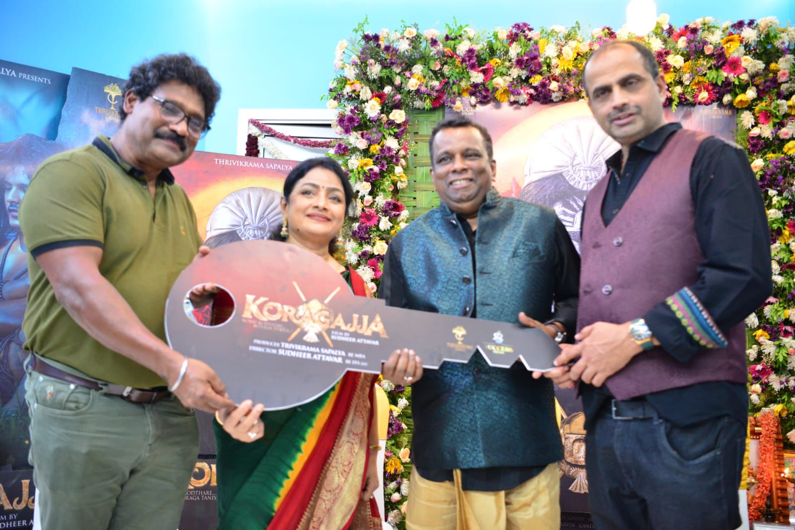 దర్శకుడు సుధీర్ అత్తవర్‌కు నిర్మాత భారీ బహుమతి