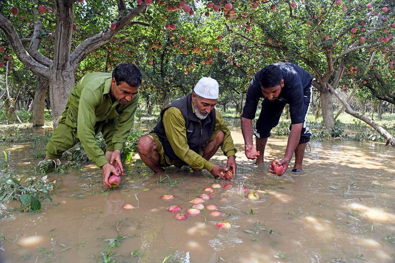 Cloudburst Triggers Flash Floods in Jammu & Kashmir's Anantnag