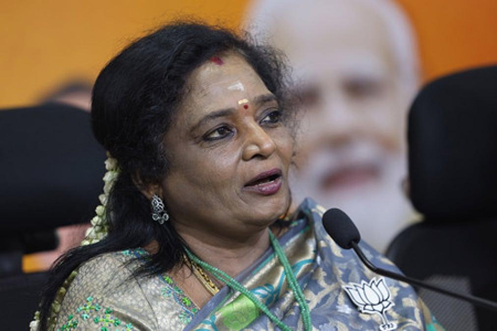 తమిళనాడు అసెంబ్లీలో గాజు సీసాల వినియోగం మంచిదే - తమిళిసై సౌందరరాజన్