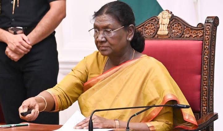 ‘వందేమాతరం’కు చట్టపరమైన రక్షణ