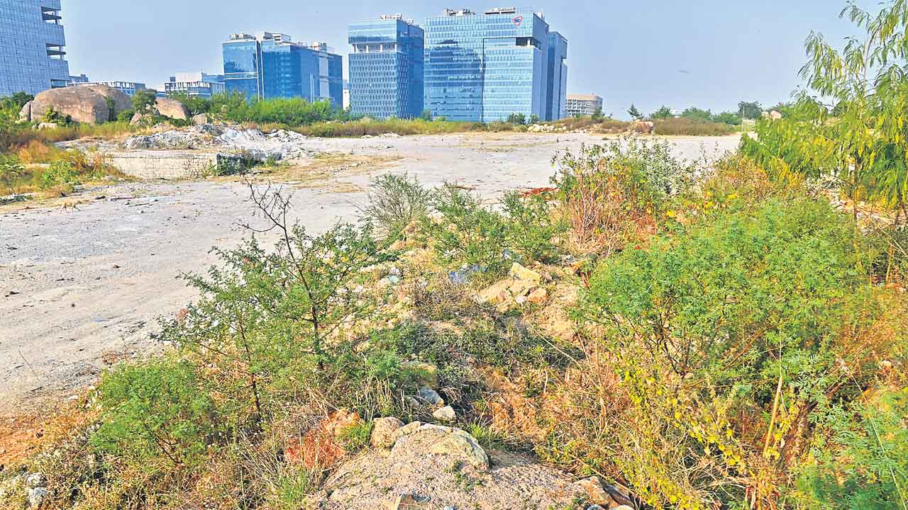 రాయదుర్గం భూముల కేసులో కొత్త మలుపు