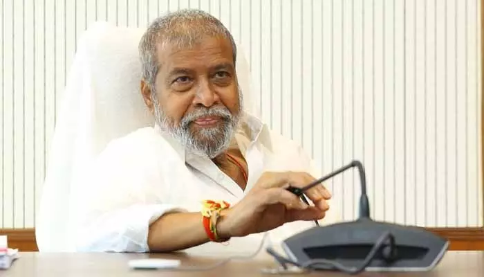 యునాని వైద్య సేవల విస్తరణకు మంత్రి ఆదేశాలు