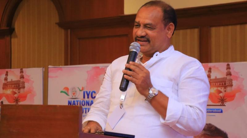 రాజగోపాల్ రెడ్డి వ్యాఖ్యలను సీరియస్‌గా తీసుకుంటాం: మహేష్ కుమార్ గౌడ్