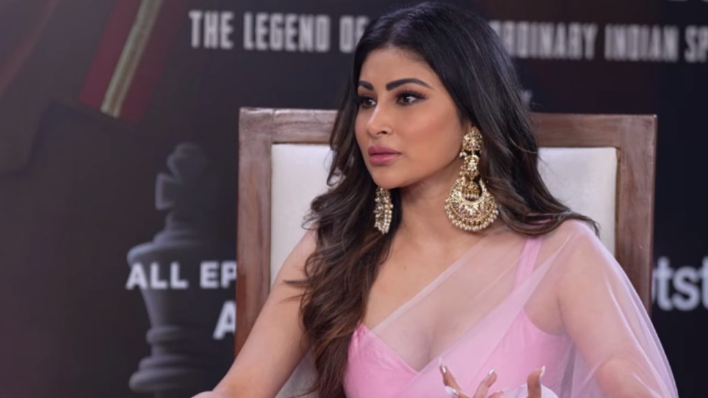 Mouni Roy puts an end to rumours… clarity on her personal life!