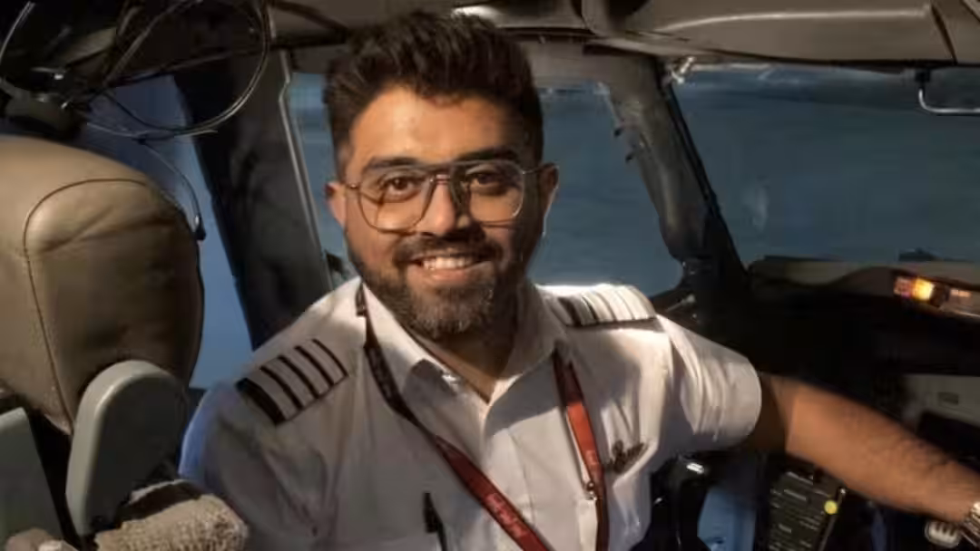 Flydubai Pilot Attacked With Axe in Cockpit, Suffers Severe Vision Loss
