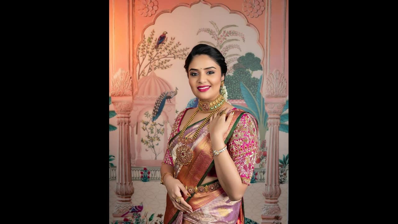 Sreemukhi Maintains Her Position as a Top Anchor
