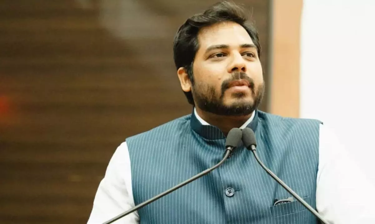 ఆరుగురికి పీసీసీ క్రమశిక్షణ కమిటీ నోటీసులు