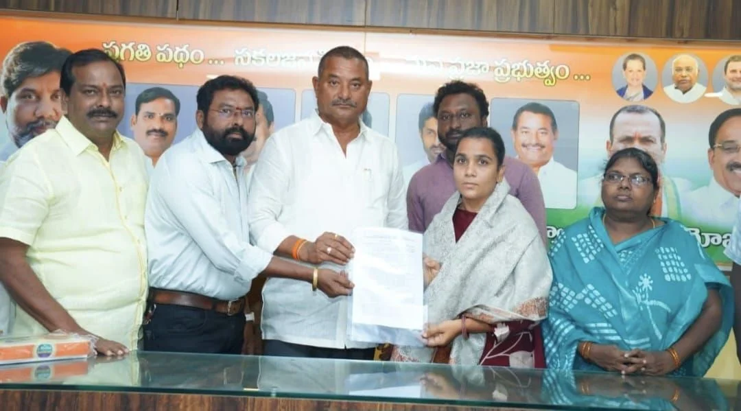 మిర్యాలగూడలో డబుల్ బెడ్రూమ్ ఇళ్లు సిద్ధం – బత్తుల లక్ష్మారెడ్డి
