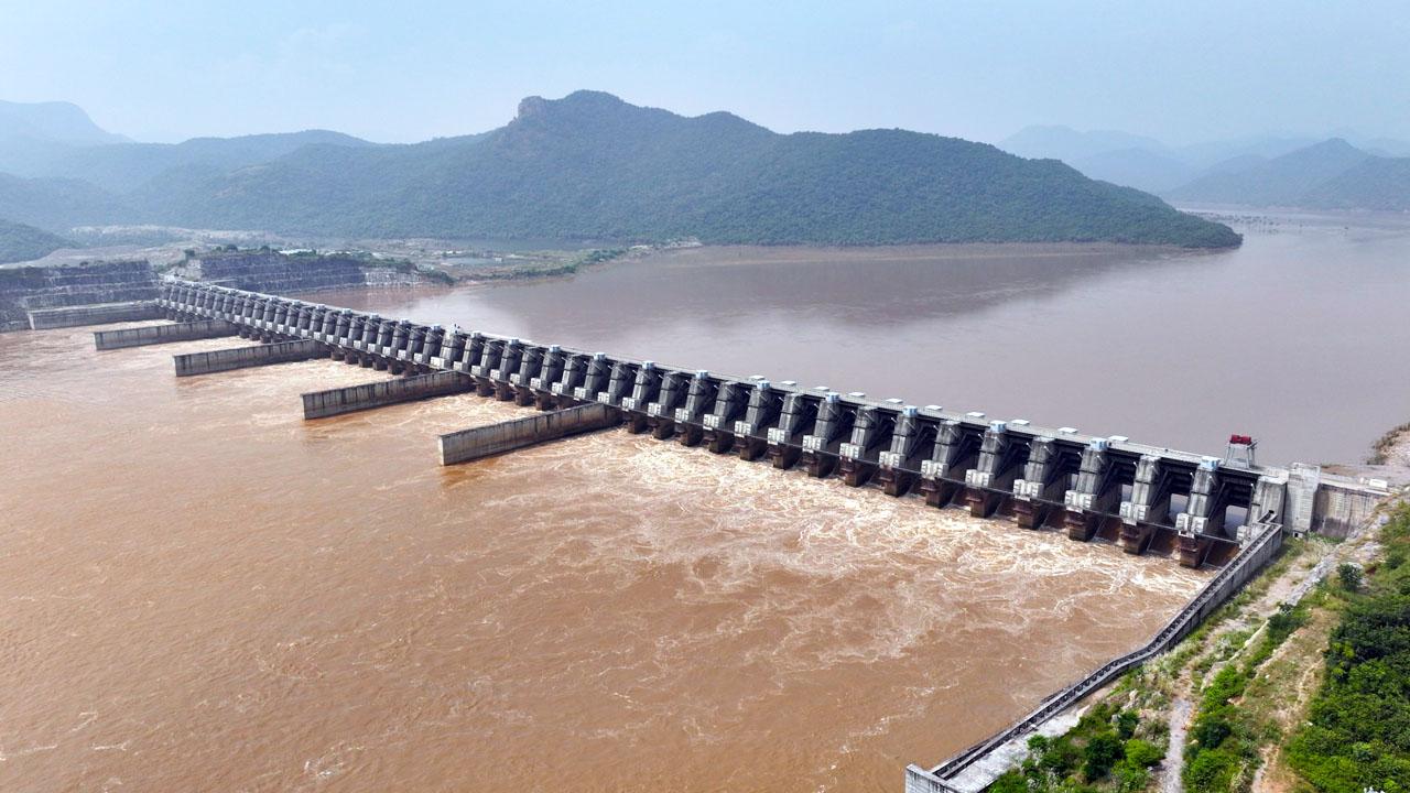 Polavaram Phase-1 Completion Deadline Extended