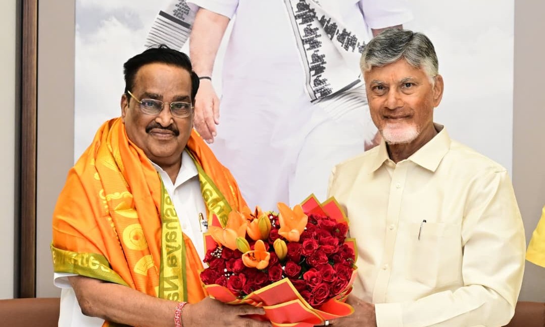కేంద్ర జల్ శక్తి మంత్రి సీఆర్ పాటిల్‌తో సీఎం చంద్రబాబు భేటీ