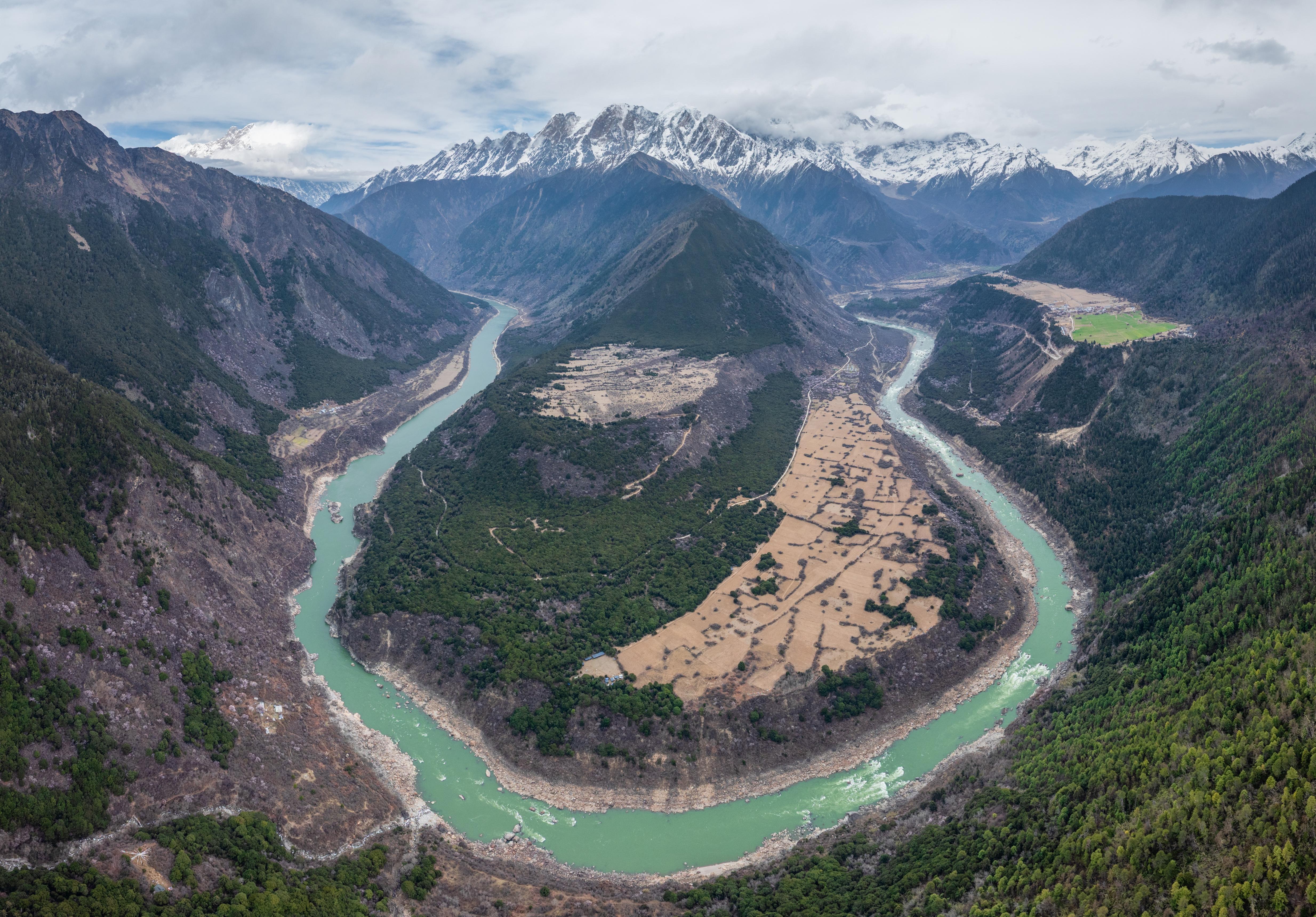 China’s Mega Brahmaputra Dam Raises Concerns Over Floods, Earthquakes and Water Security