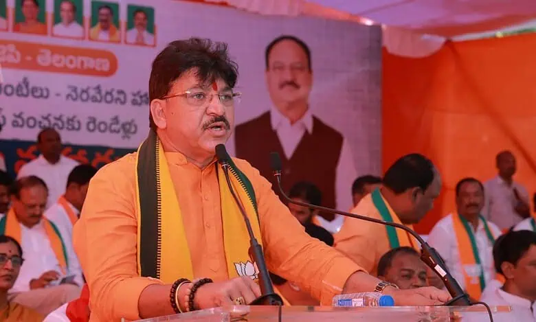 మాట్లాడే అవకాశం ఇవ్వకపోతే రాజీనామా చేస్తా - రాకేశ్ రెడ్డి