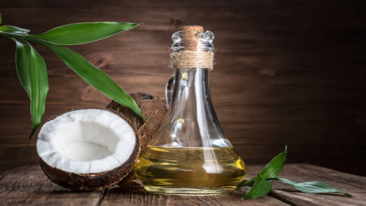 Coconut Oil Massage Benefits Hair Health: Experts Suggest