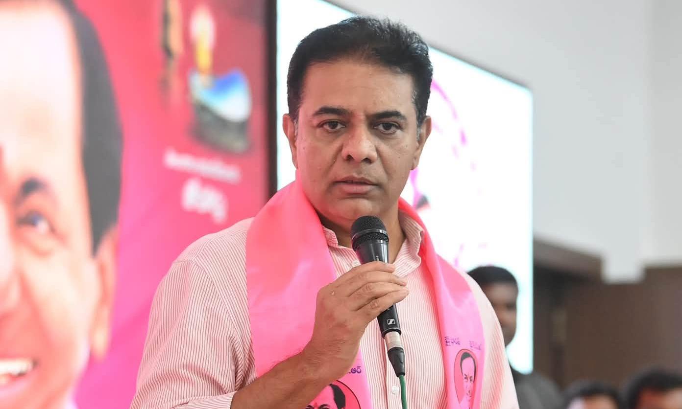 సింగరేణి కార్మిక గర్జన సభలో కాంగ్రెస్‌పై కేటీఆర్‌ విమర్శలు