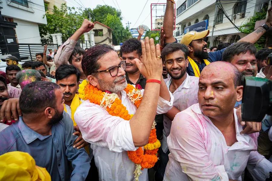 బంకీపూర్ ఎమ్మెల్యేగా ప్రశాంత్ కిషోర్ ప్రమాణ స్వీకారం..