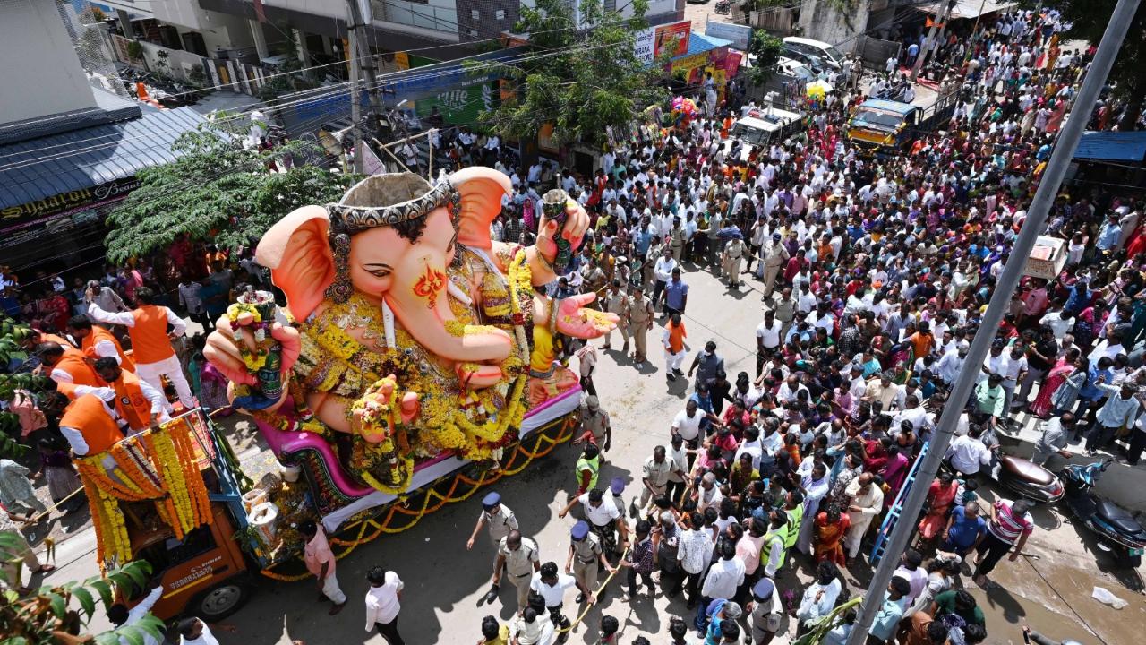 హైదరాబాద్ గణేశ్ నిమజ్జనానికి భారీ భద్రత...