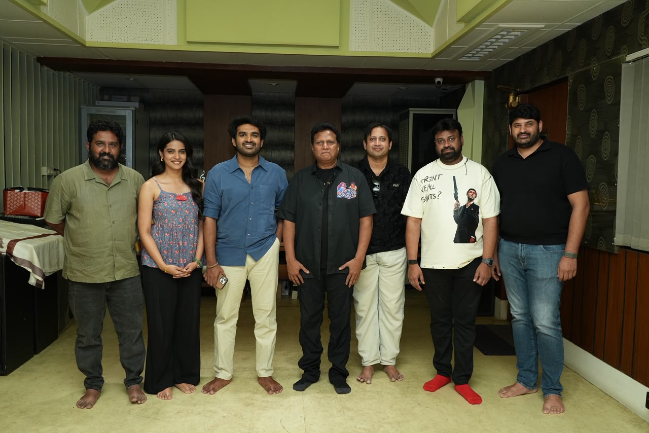 'Chennai Love Story' Team Celebrates Melody Brahma Mani Sharma's Birthday in Grand Style