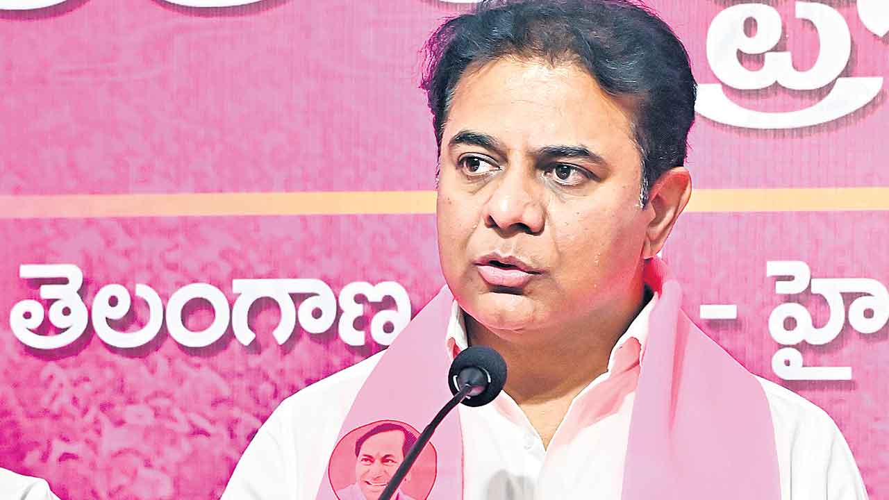 KTR Assures Support to Yadireddy’s Family, Promises to Stand by Them