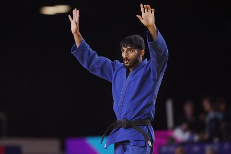 కామన్వెల్త్ గేమ్స్లో హర్ష్ సింగ్ స్వర్ణం