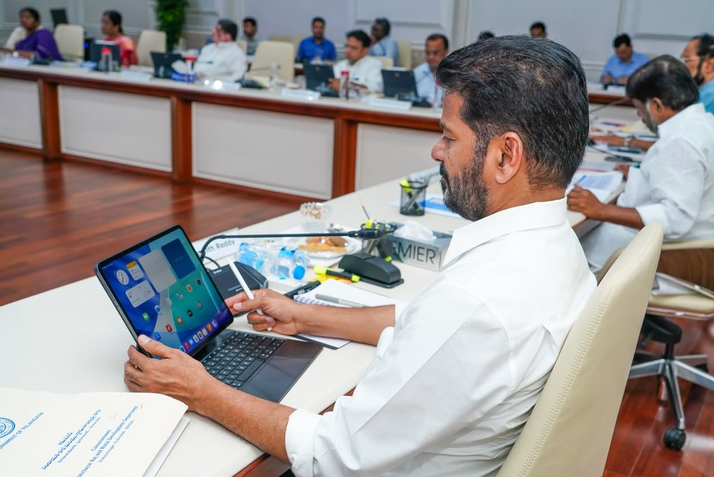 Cabinet Meetings Get a New Look…Digital System from Now On