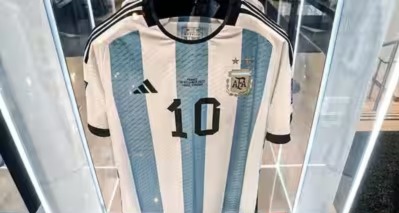 Messi Jersey Fetches Record Price