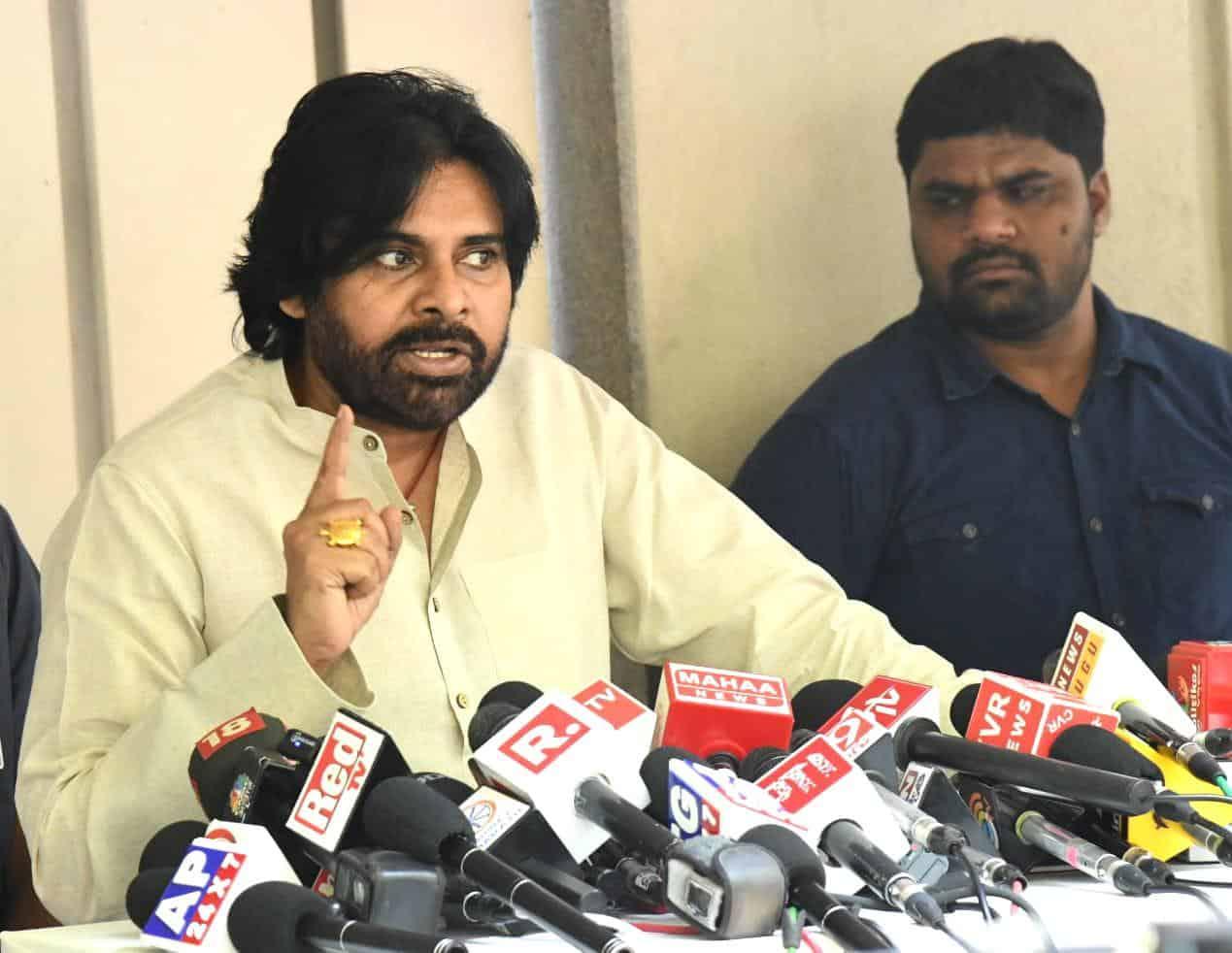 Telangana Meeting Issue Was Not Deliberate, Revanth Reddy Not Responsible - Pawan Kalyan