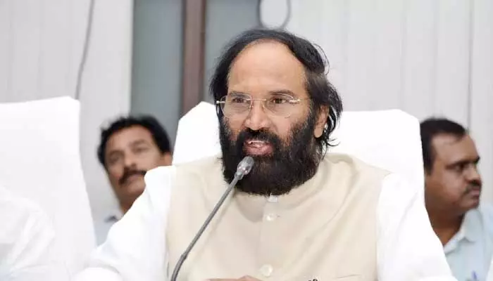 కీలక ప్రాజెక్టుపై ఉత్తమ్కుమార్రెడ్డి సమీక్ష