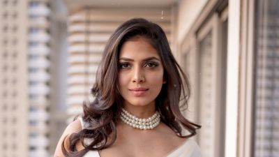 ఆ ముగ్గురు స్టార్ హీరోయిన్ల నటనపై మాళవిక ప్రశంసలు!