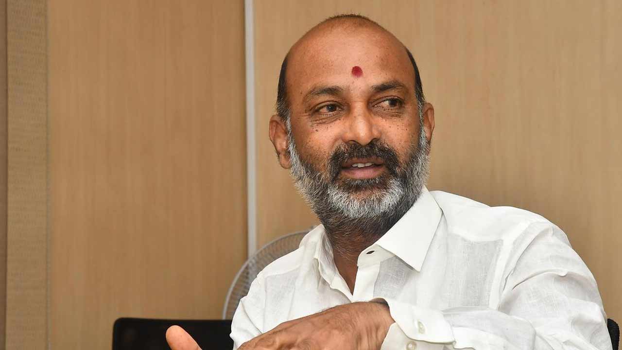 ‘ఇండియన్ కాంగ్రెస్ కాదు.. ఇటలీ కాంగ్రెస్’ - బండి సంజయ్