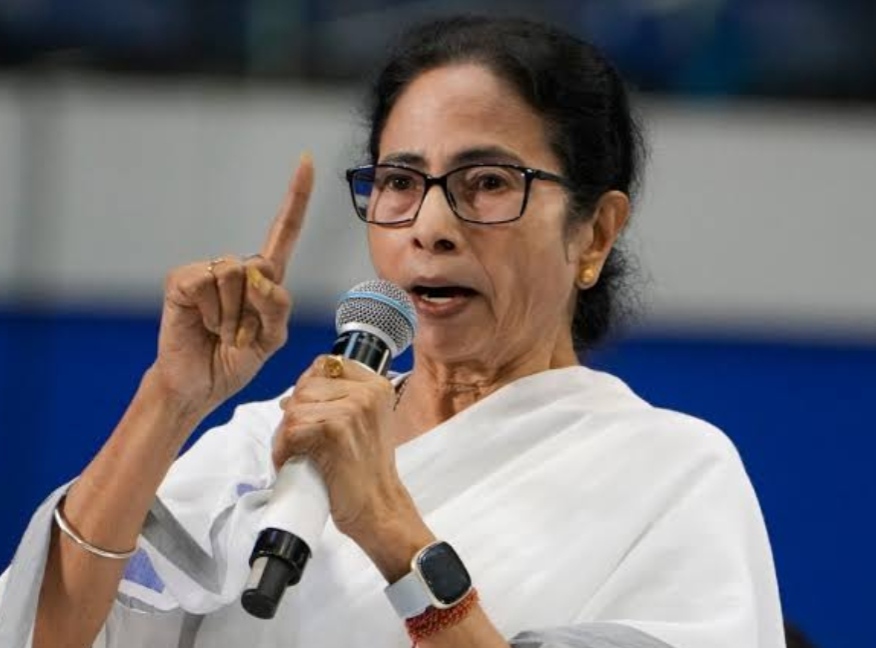 తొలి విడత పోలింగ్ తర్వాత మమత సంచలన వ్యాఖ్యలు