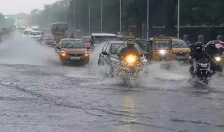 అల్పపీడనం ప్రభావం.. ఏపీ, తెలంగాణకు వర్ష సూచన