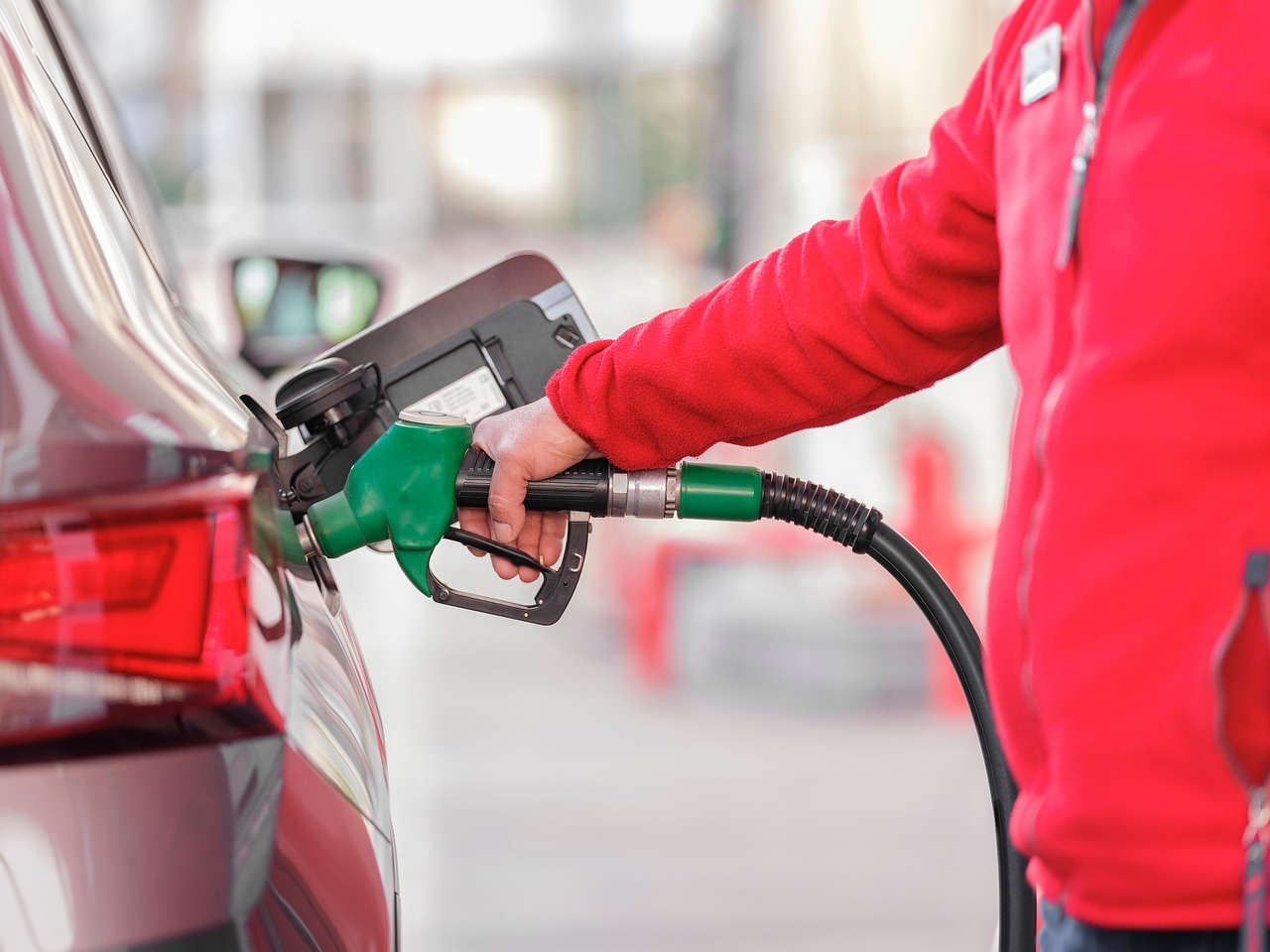 Crude Oil Surge Creating Fuel Crisis ?
