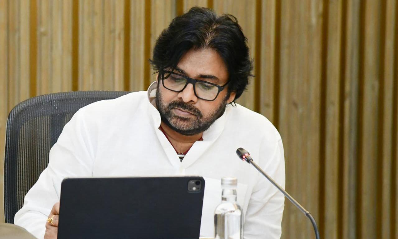 మళ్లీ కేబినెట్‌కు హాజరుకాని పవన్ కళ్యాణ్