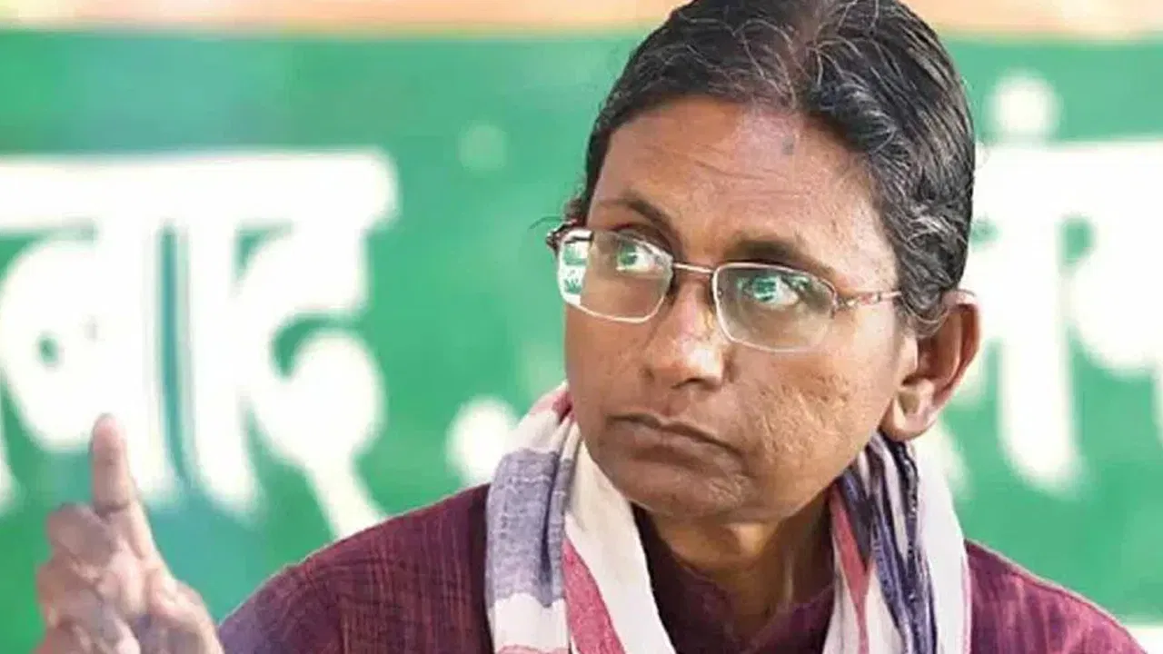 జూమ్ సమావేశంలో కాంగ్రెస్ తెలంగాణ ఇన్‌చార్జి మీనాక్షి కీలక వ్యాఖ్యలు