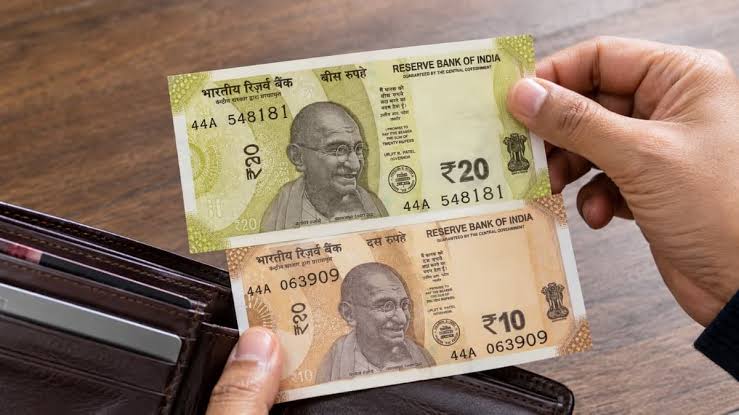 RBI Introduces Plastic Currency Notes