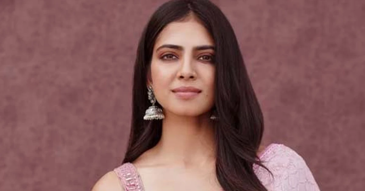 ‘సర్దార్ 2’ కోసం మాళవిక మోహనన్ రిస్కీ స్టంట్.. అంత ఎత్తు నుంచి జంప్!