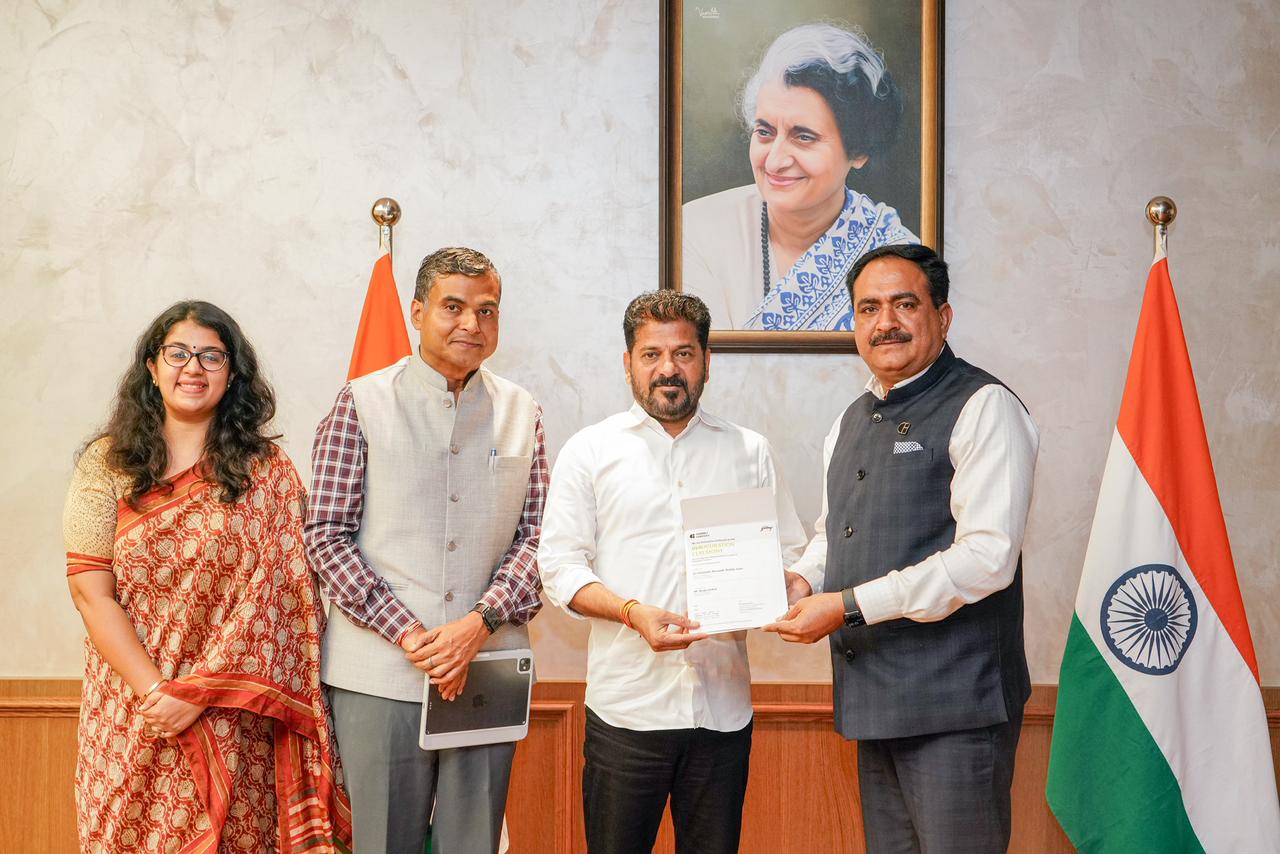 గోద్రెజ్ ఆయిల్ పామ్ ప్రాజెక్టుపై సీఎం రేవంత్ రెడ్డి సమీక్ష