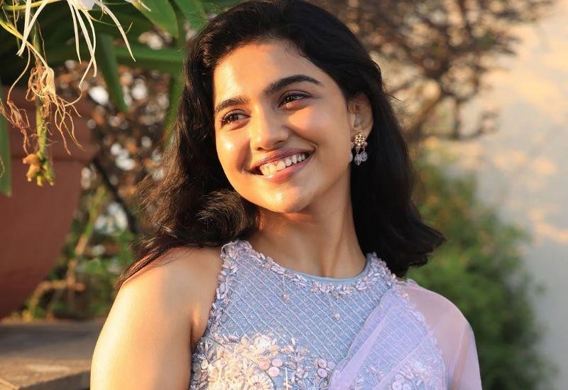 పెళ్లి పుకార్లపై స్పందించిన మమిత బైజు..