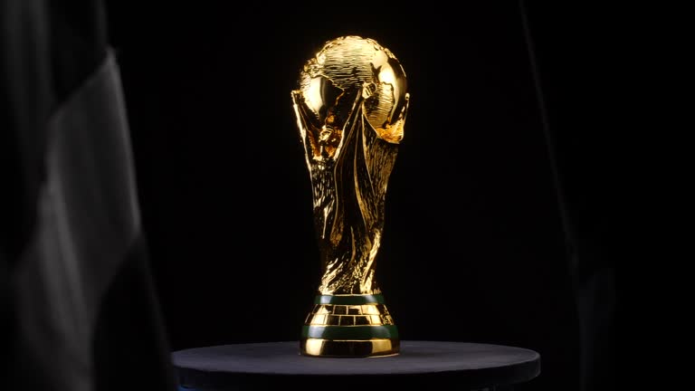 FIFA వరల్డ్ కప్ వేళ కేరళలో ఫుట్‌బాల్ ఫీవర్