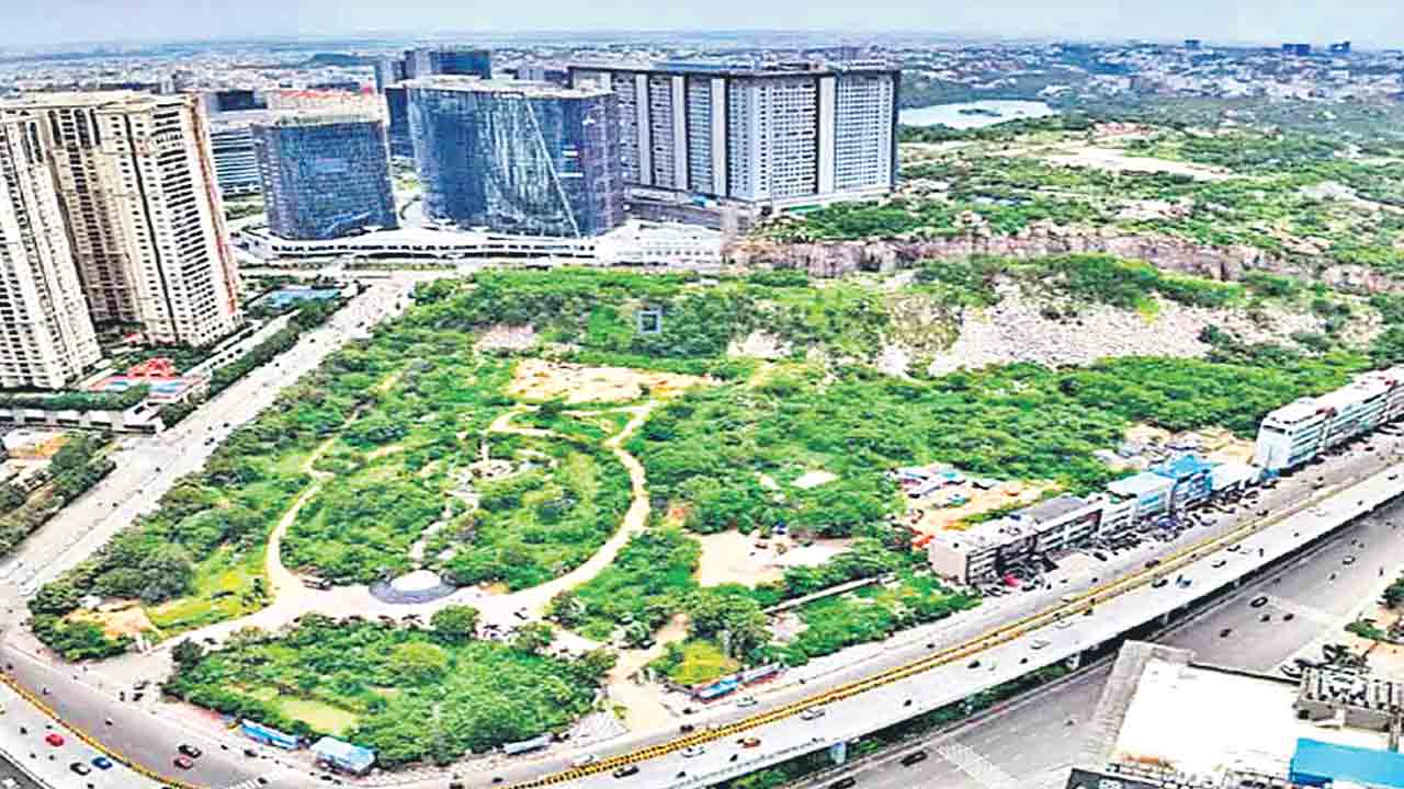 Hyderabad Real Estate Booms with Massive Response to TGIIC Auction