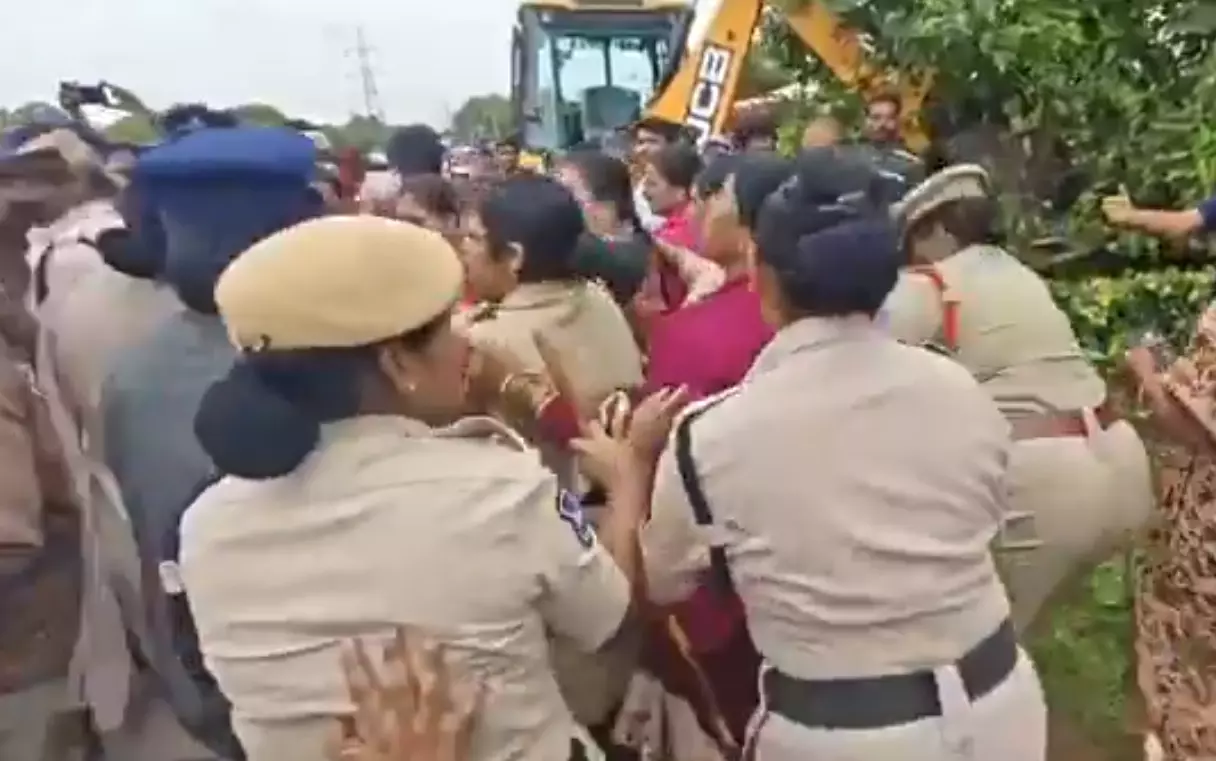 బహదూర్గూడాలో భూ రగడ