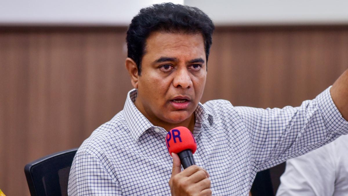 సీఎం రేవంత్పై కేటీఆర్ తీవ్ర విమర్శలు..
