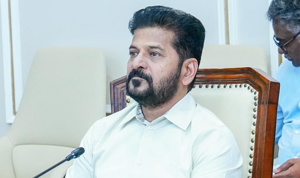 వర్షాకాల సన్నద్ధతపై సీఎం రేవంత్ రెడ్డి కీలక ఆదేశాలు