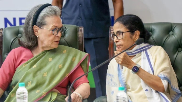 కాంగ్రెస్ లో టీఎంసీ విలీనం ?