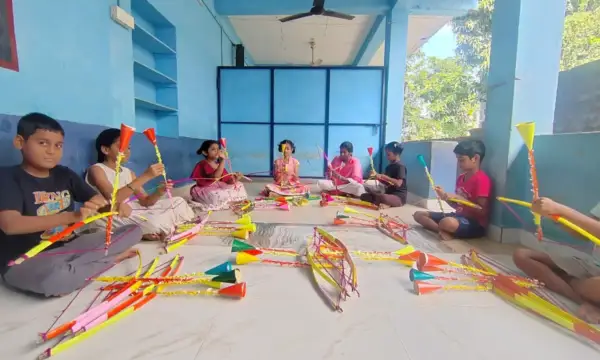 ఆవలంగి గ్రామంలో కనువిందు చేస్తున్న పాతకాలపు దసరా సంప్రదాయాలు..