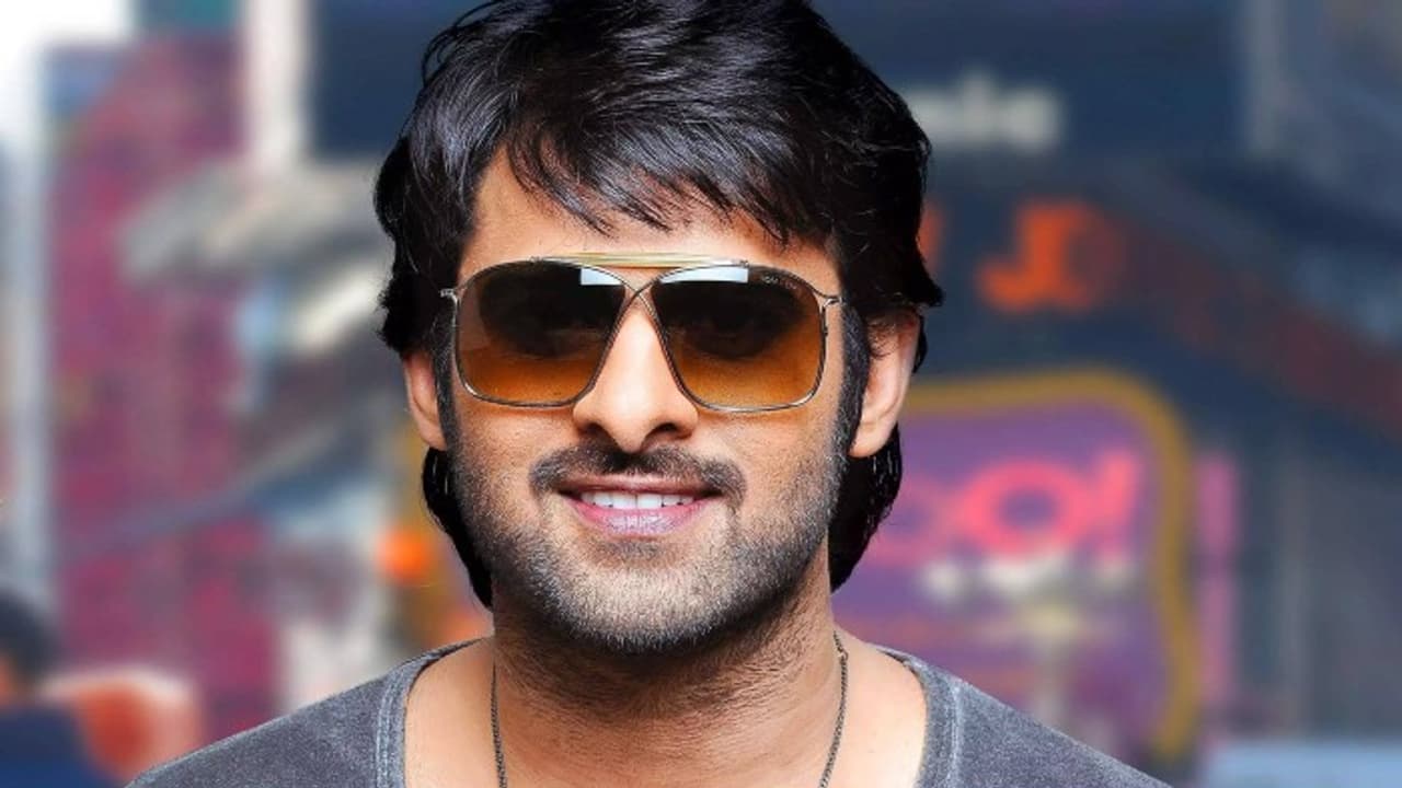 ప్రభాస్ ఫోన్లో ఏముంది?